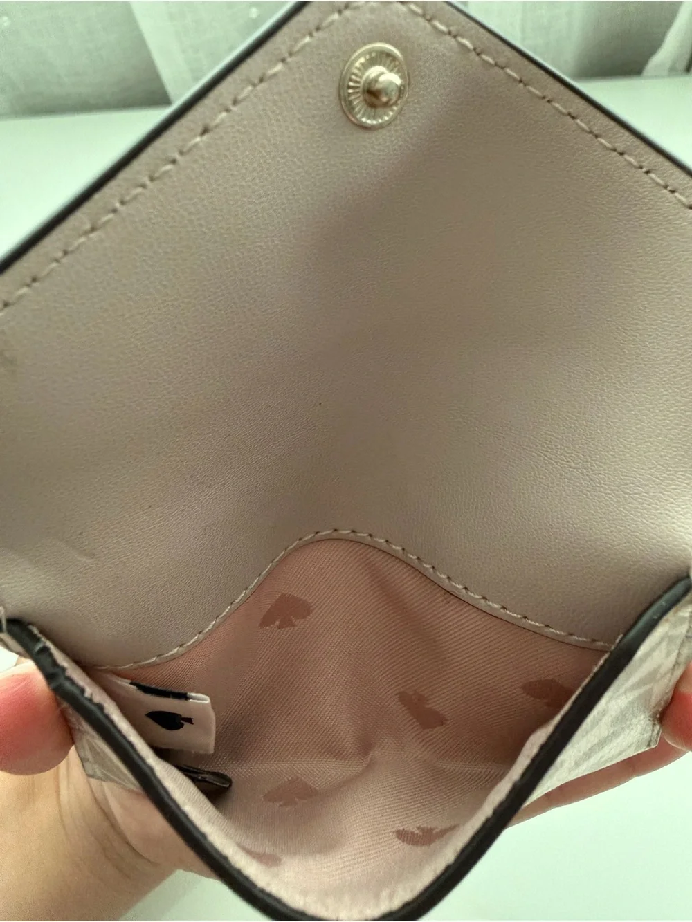 Women's Key Pouch Wallet Keychain - Light Gray